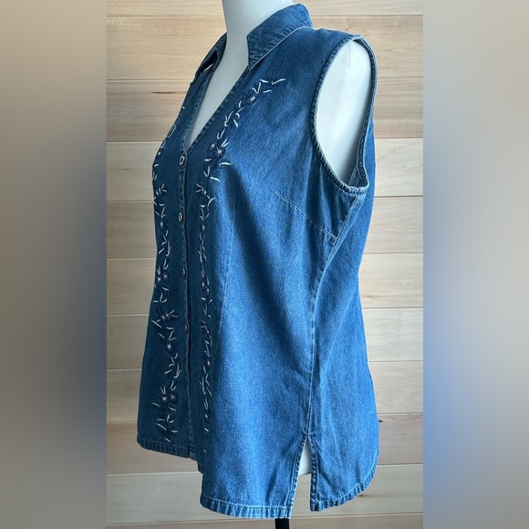 Uni mondo size 14 vest 100% cotton with embroidered flowers - Picture 12 of 12